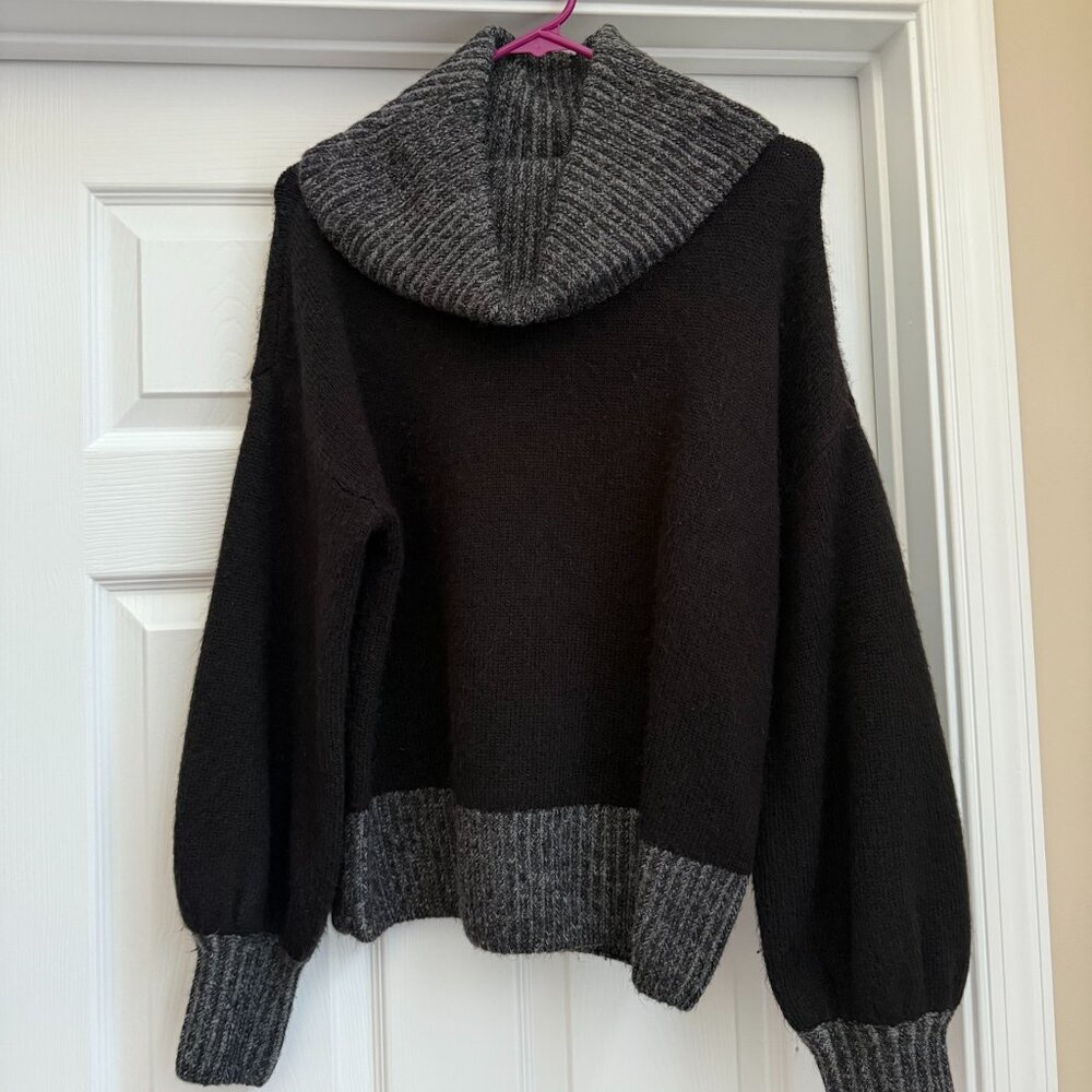 Women's Express x negin mirsalehi Black and Gray Cowl Neck Sweater Size XS